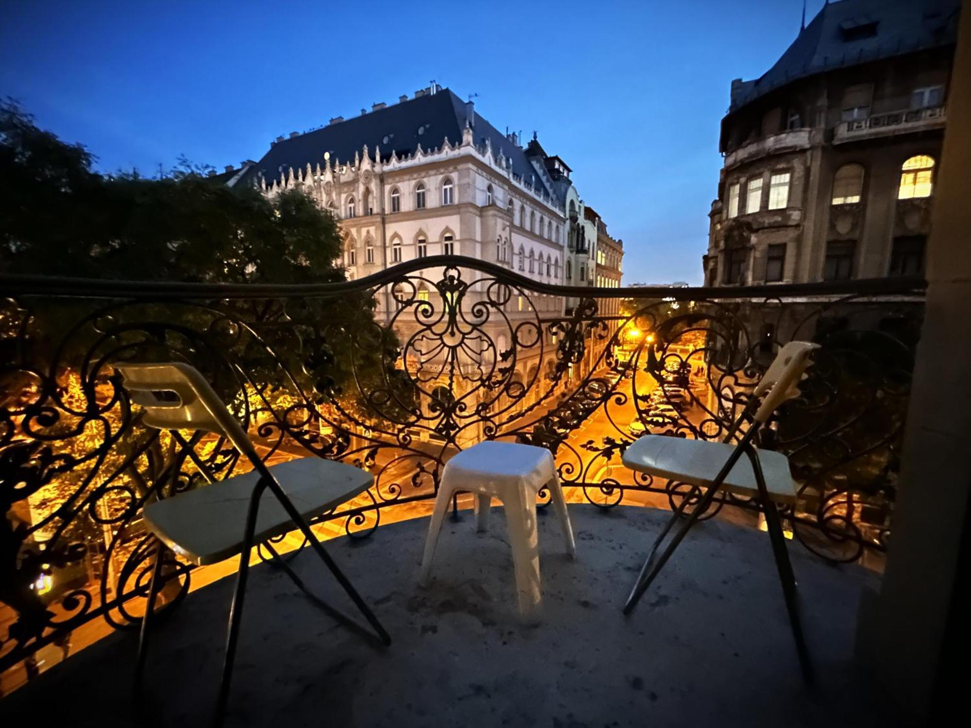 Chain Bridge Apartment Boedapest Buitenkant foto