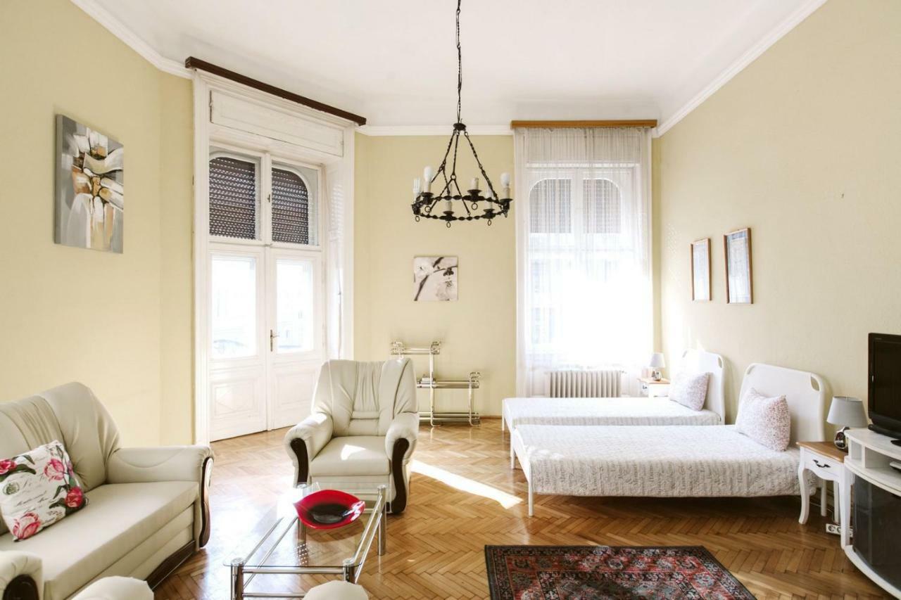 Chain Bridge Apartment Boedapest Buitenkant foto